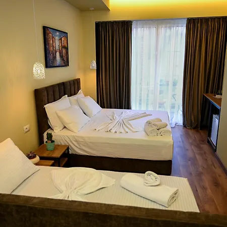 Kuta's 4 Apartment *