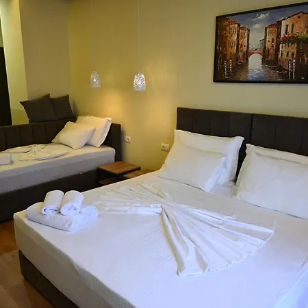 Kuta's 4 Apartment
